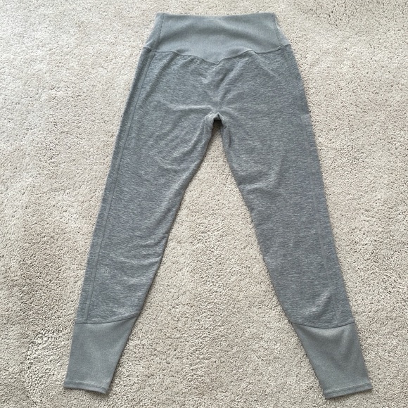 Alo 7/8 High-Waist Lounge Leggings - Picture 5 of 6